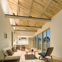 傾斜面 壁面 天井面兼用の調光対応スポットライト 全２色 傾斜天井 実例 設置イメージ集 照明のライティングファクトリー