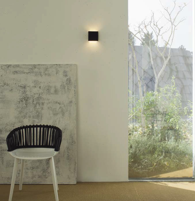 arkia薄型LEDブラケットライト 全2色 (その他)