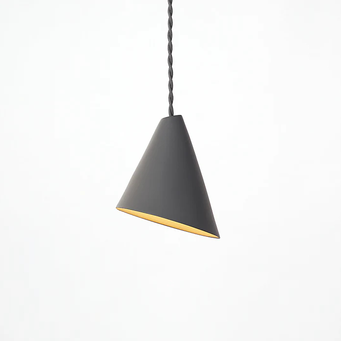 おしゃれな照明 Cone ペンダントライト 円錐型｜セラミック・ブラックの商品画像