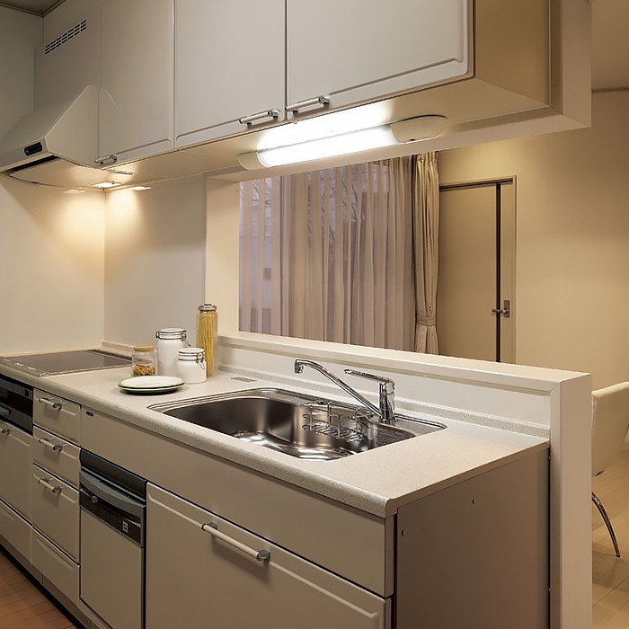 インテリア照明キッチン手元灯・FL20W相当・昼白色｜紐スイッチ式のディテール写真1