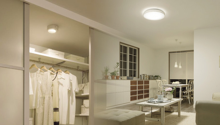 リビングとウォークインクローゼット シーリングライト